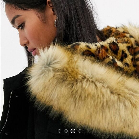 Luxe Parka with faux fur animal lining - Picture 3 of 4